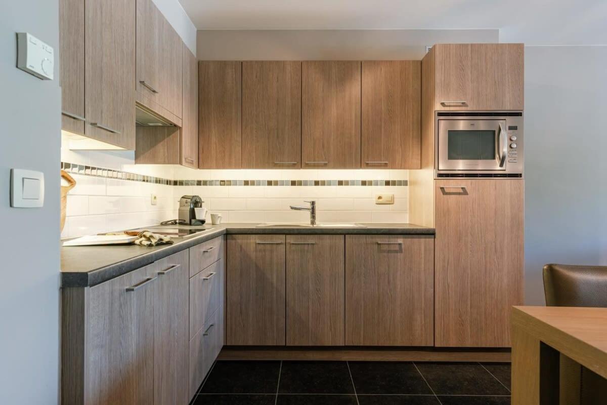 Huswell - Bright Apartment With Parking Near The Beach ブレーデネ エクステリア 写真