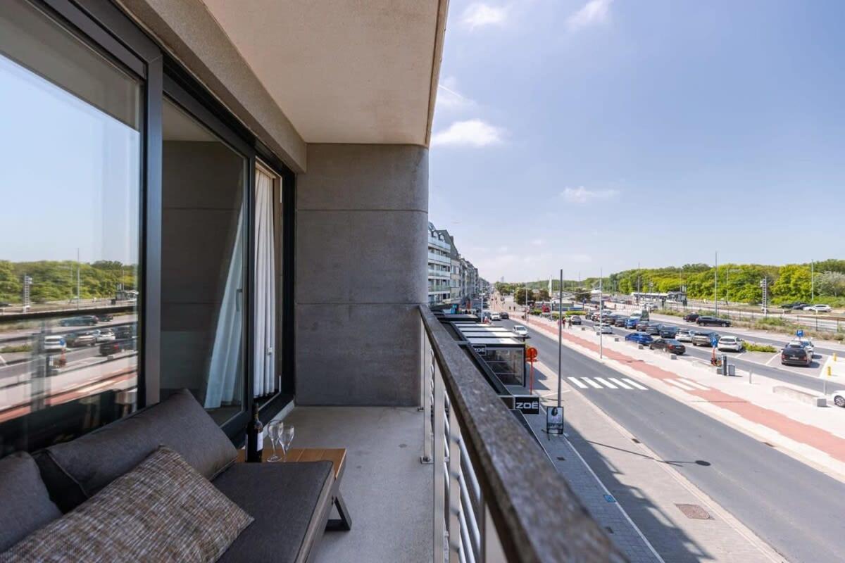 Huswell - Bright Apartment With Parking Near The Beach ブレーデネ エクステリア 写真
